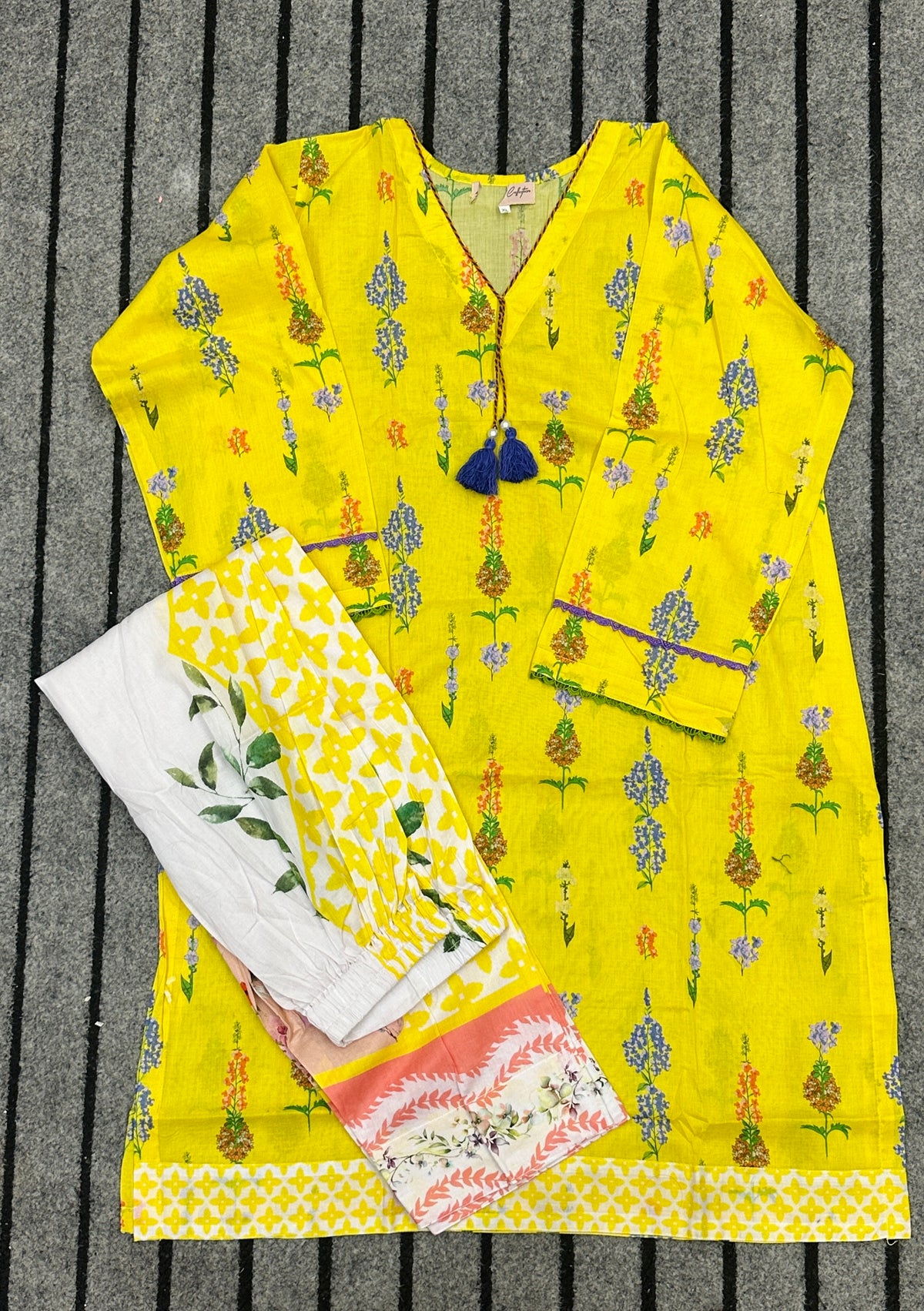 Lawn 2 Piece Coat Set (Stitched)